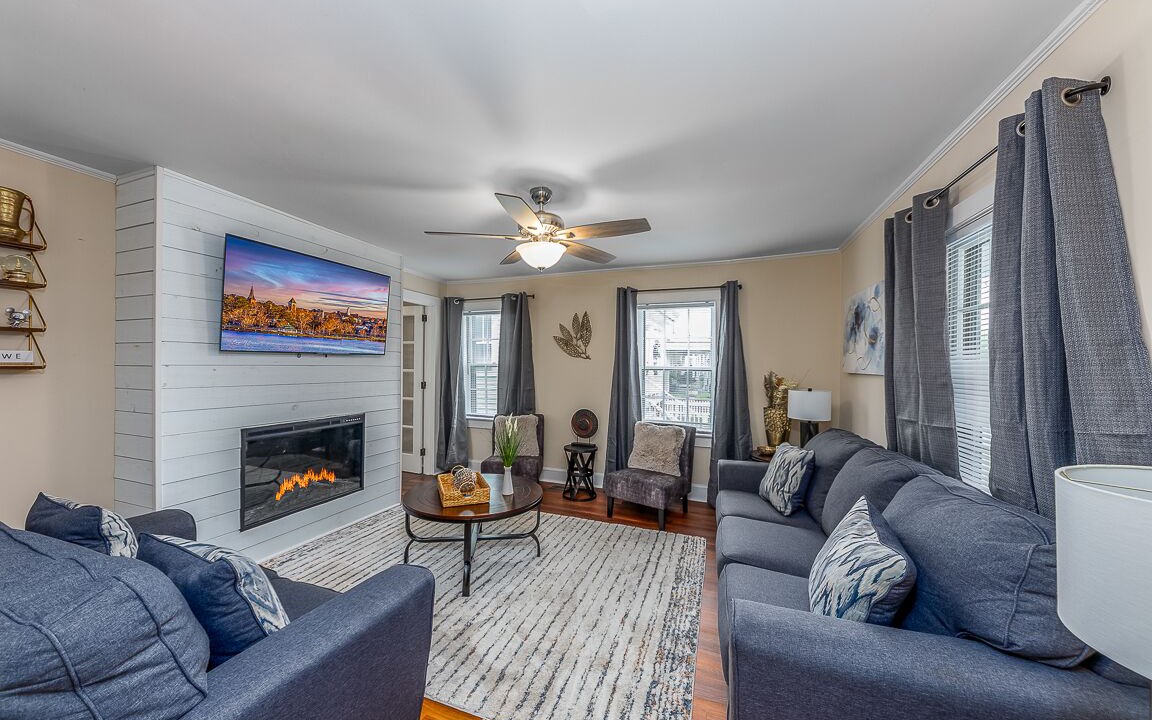 Photo of Livingroom in New Bern