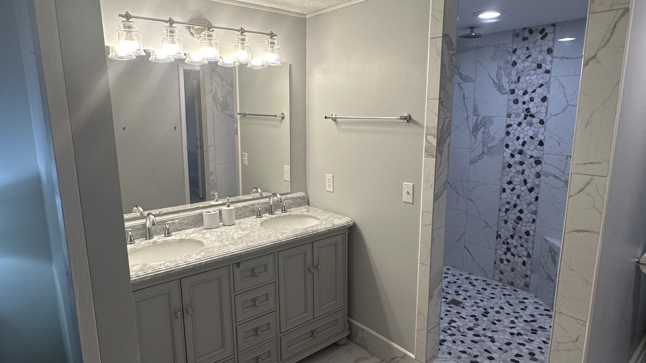 Photo of Bathroom in Mooresboro