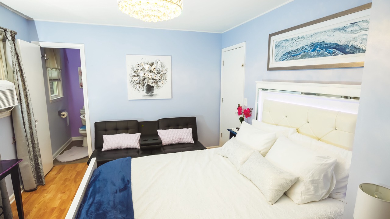 Photo of Bedroom in Murraysville
