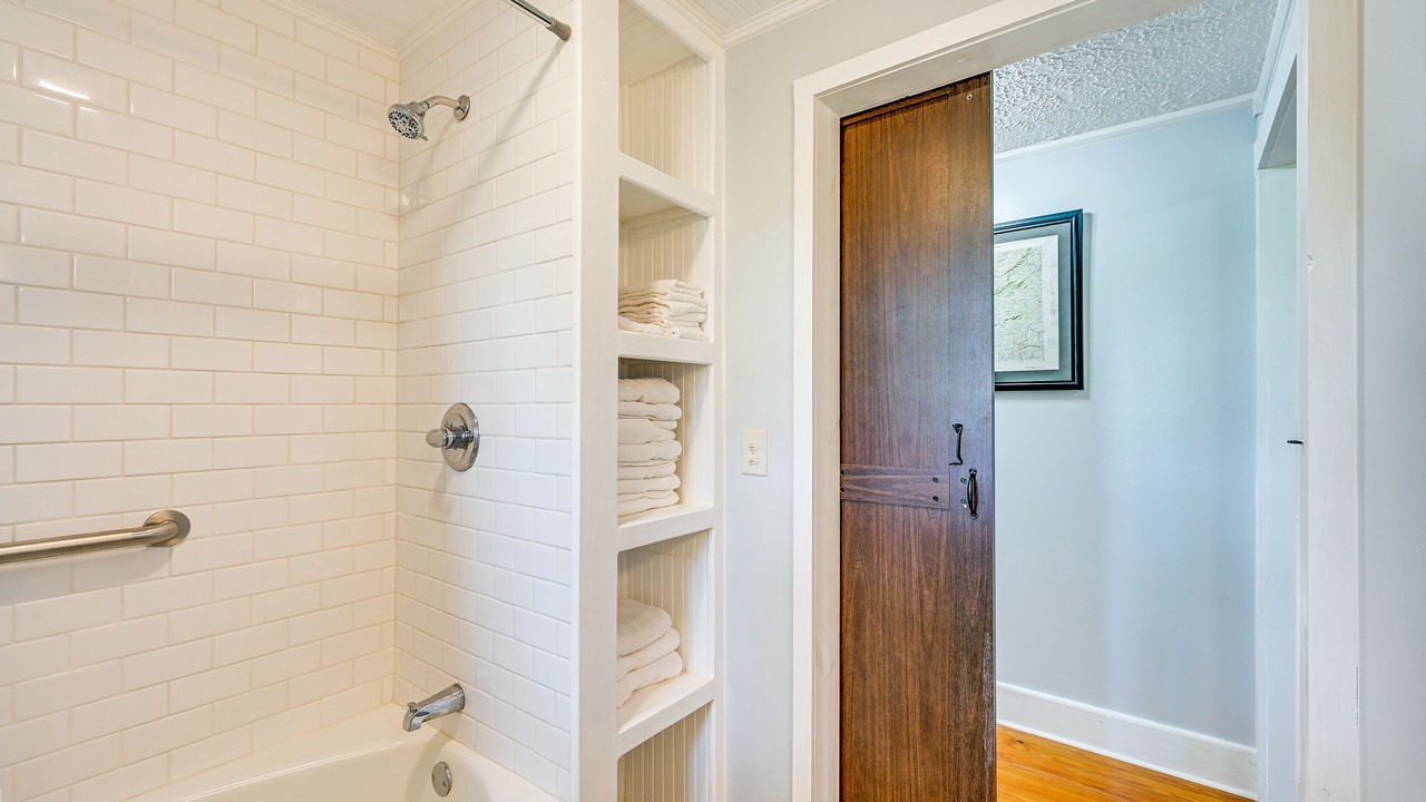 Photo of Bathroom in Elkin