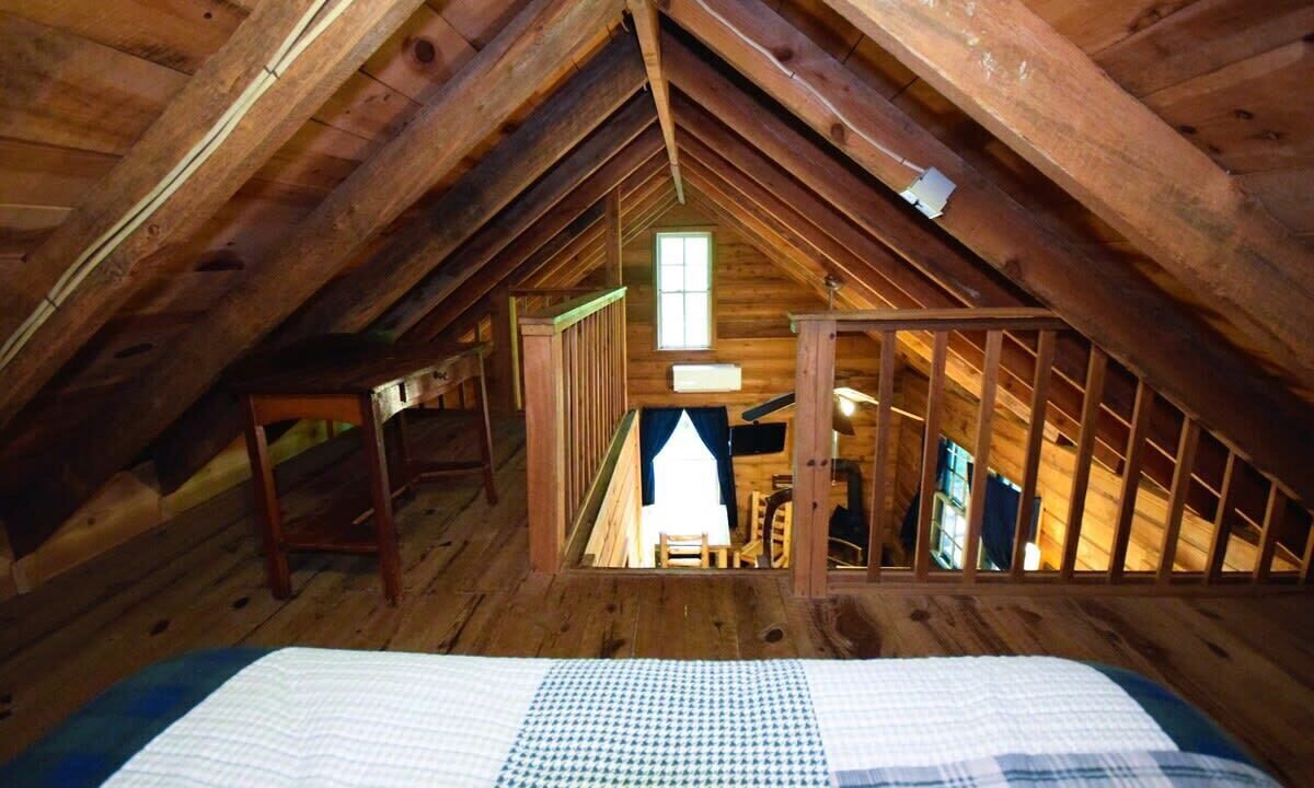 Photo of Bedroom in Saluda