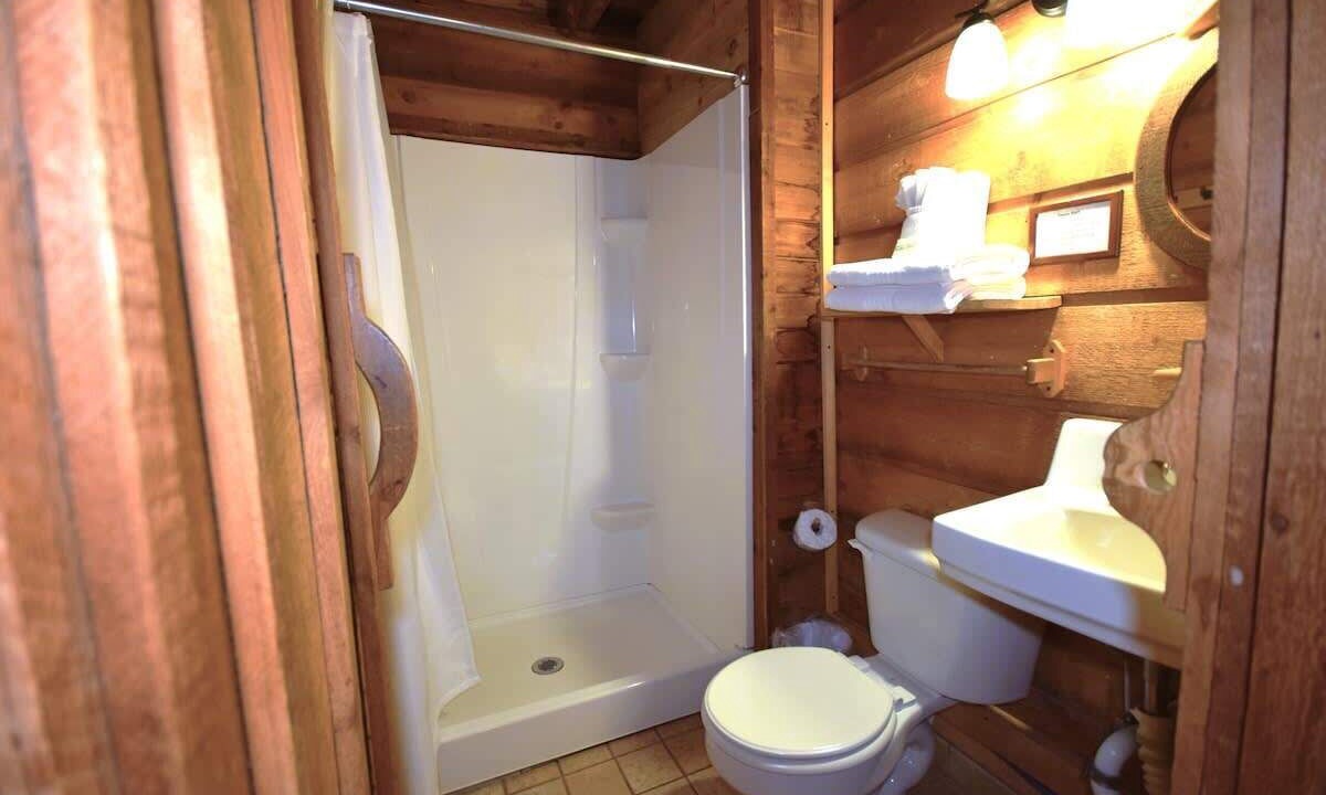 Photo of Bathroom in Saluda