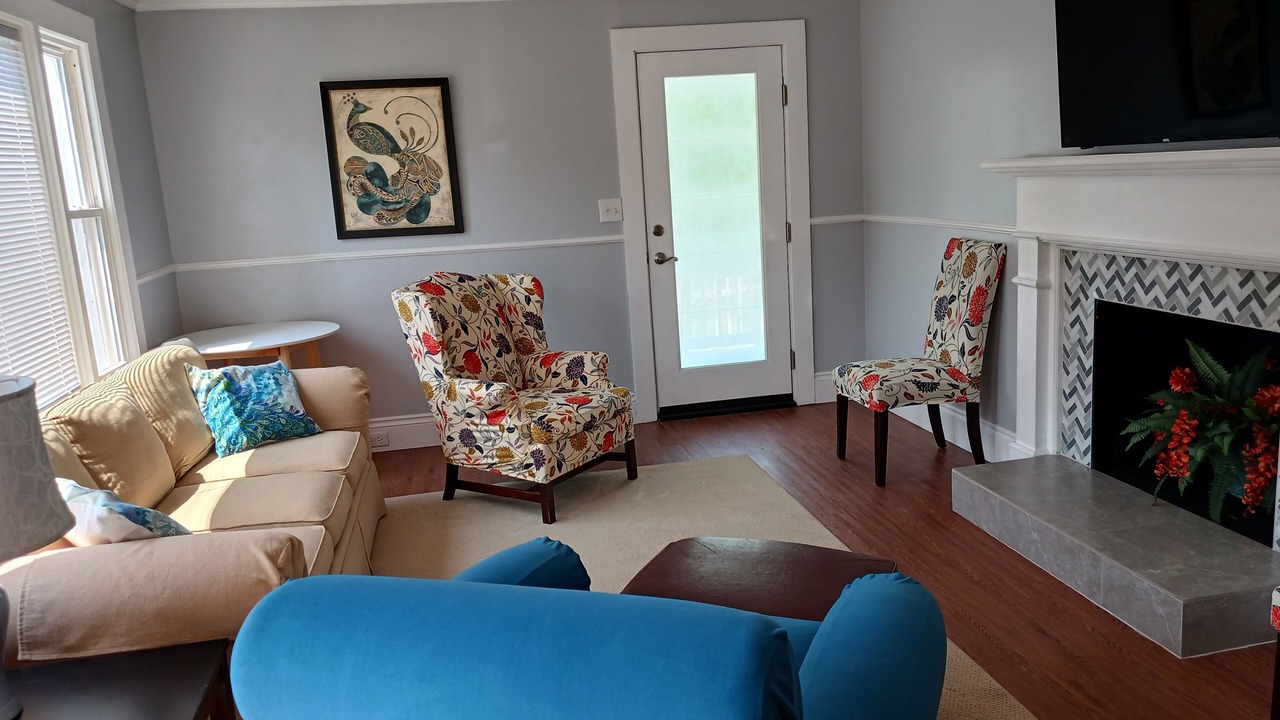 Photo of Livingroom in Mount Airy