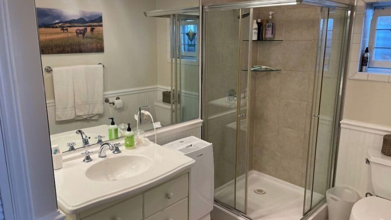 Photo of Bathroom in Blowing Rock
