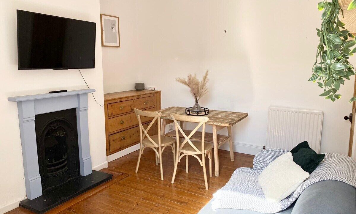 Photo of Livingroom in Heaton
