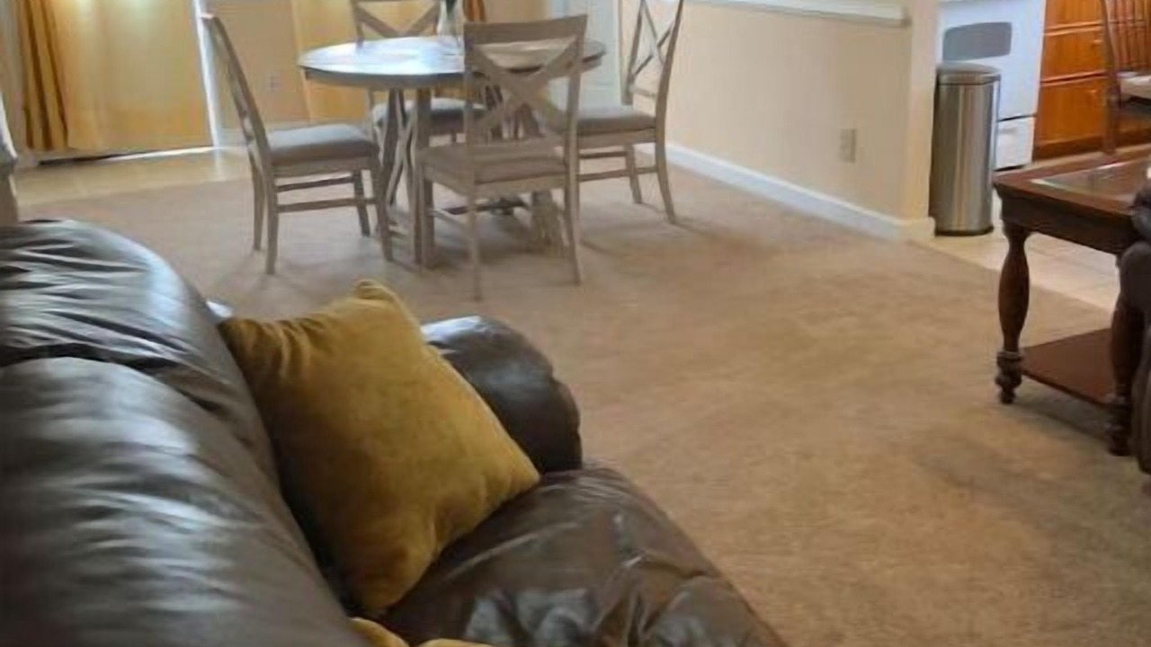 Photo of Livingroom in Elizabeth City