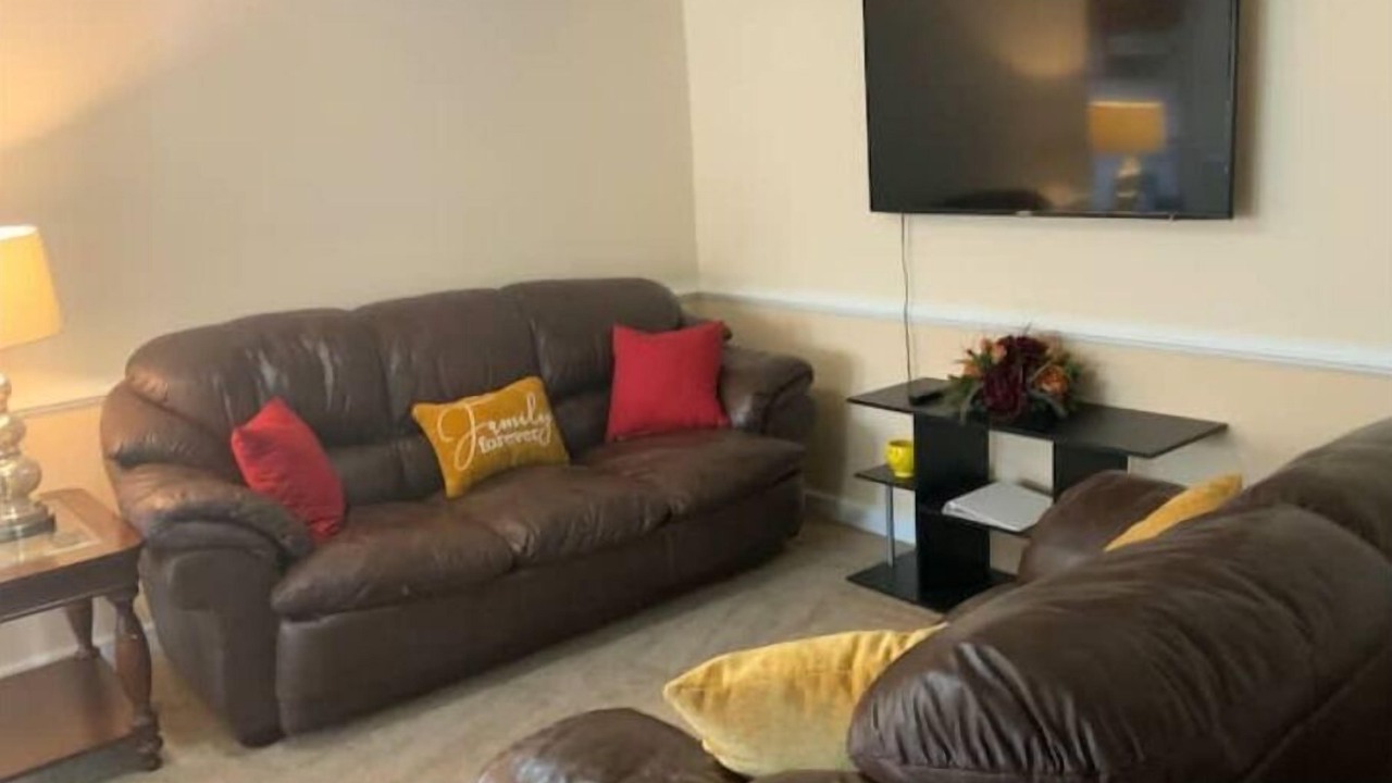 Photo of Livingroom in Elizabeth City