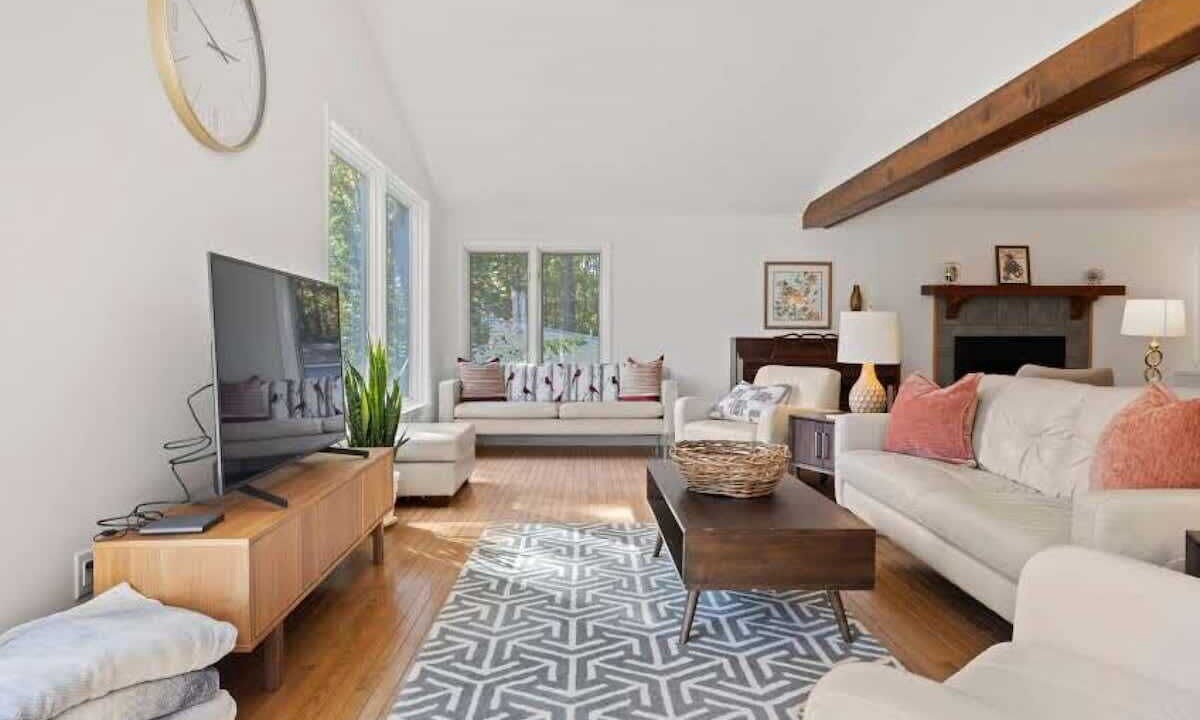Photo of Livingroom in Hendersonville