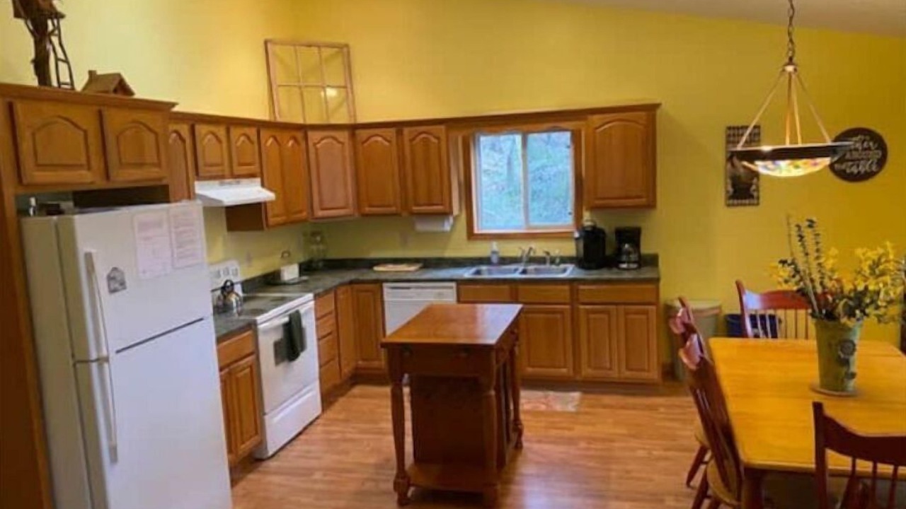 Photo of Kitchen in Maple Springs