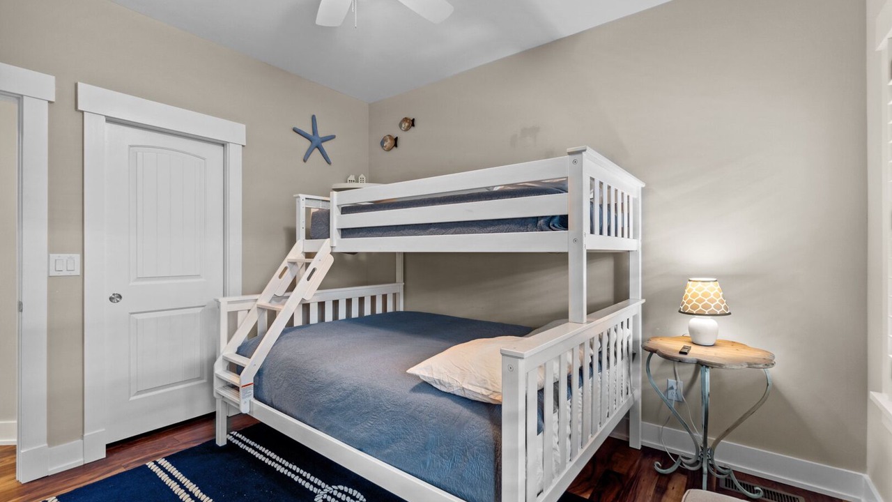 Photo of Bedroom in Ocean Hill