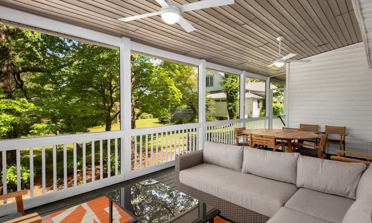 Photo of Outdoor in Saluda