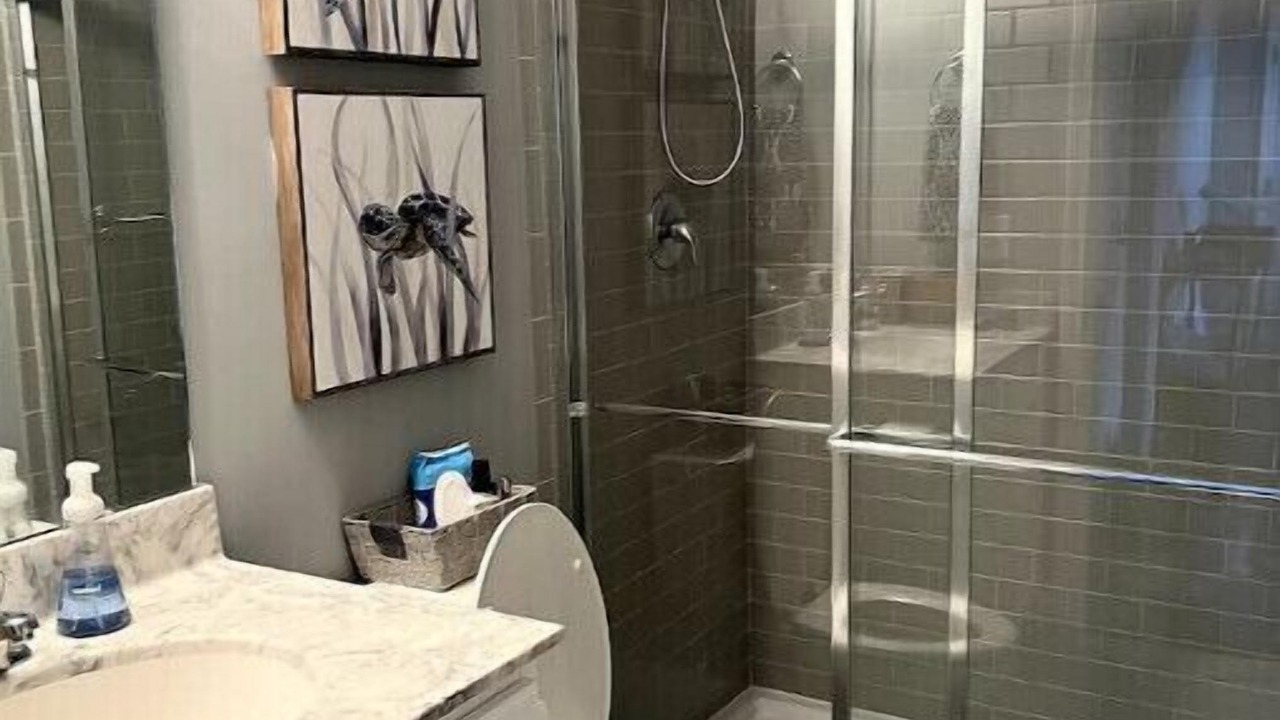 Photo of Bathroom in Eatons Crossing