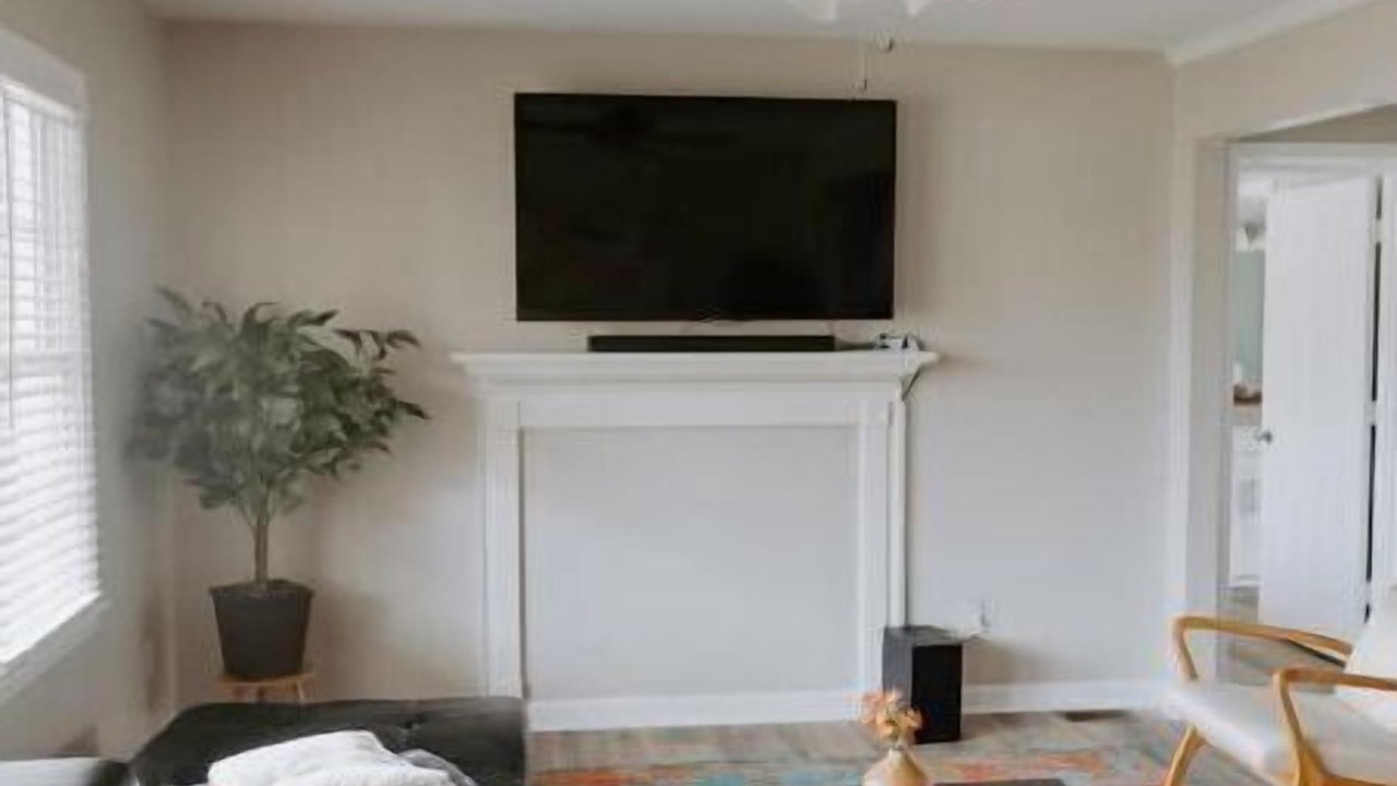 Photo of Livingroom in Greensboro