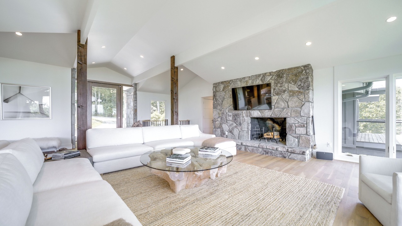 Photo of Livingroom in Cashiers