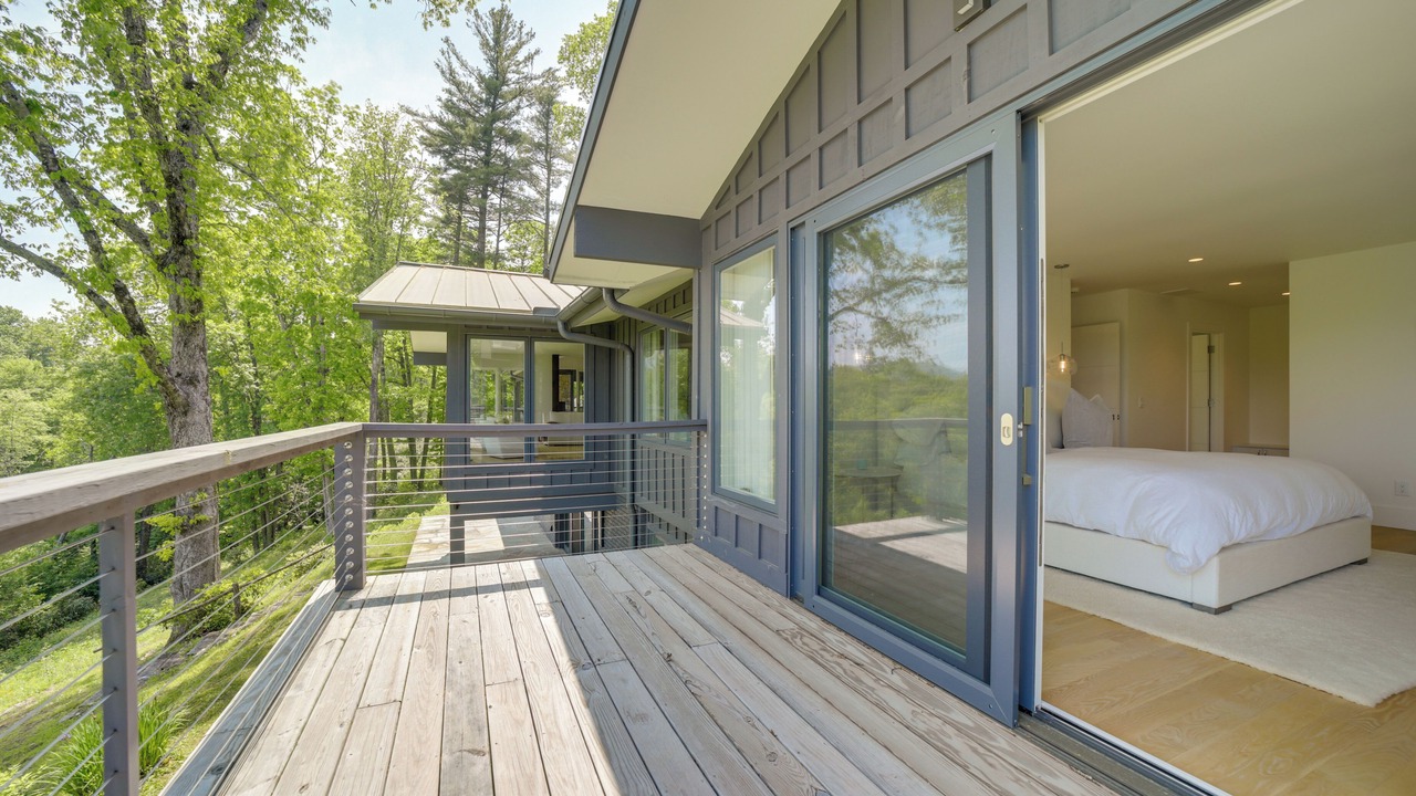 Photo of Patio Balcony in Cashiers