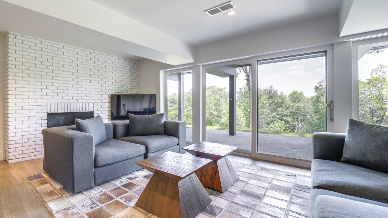 Photo of Livingroom in Cashiers