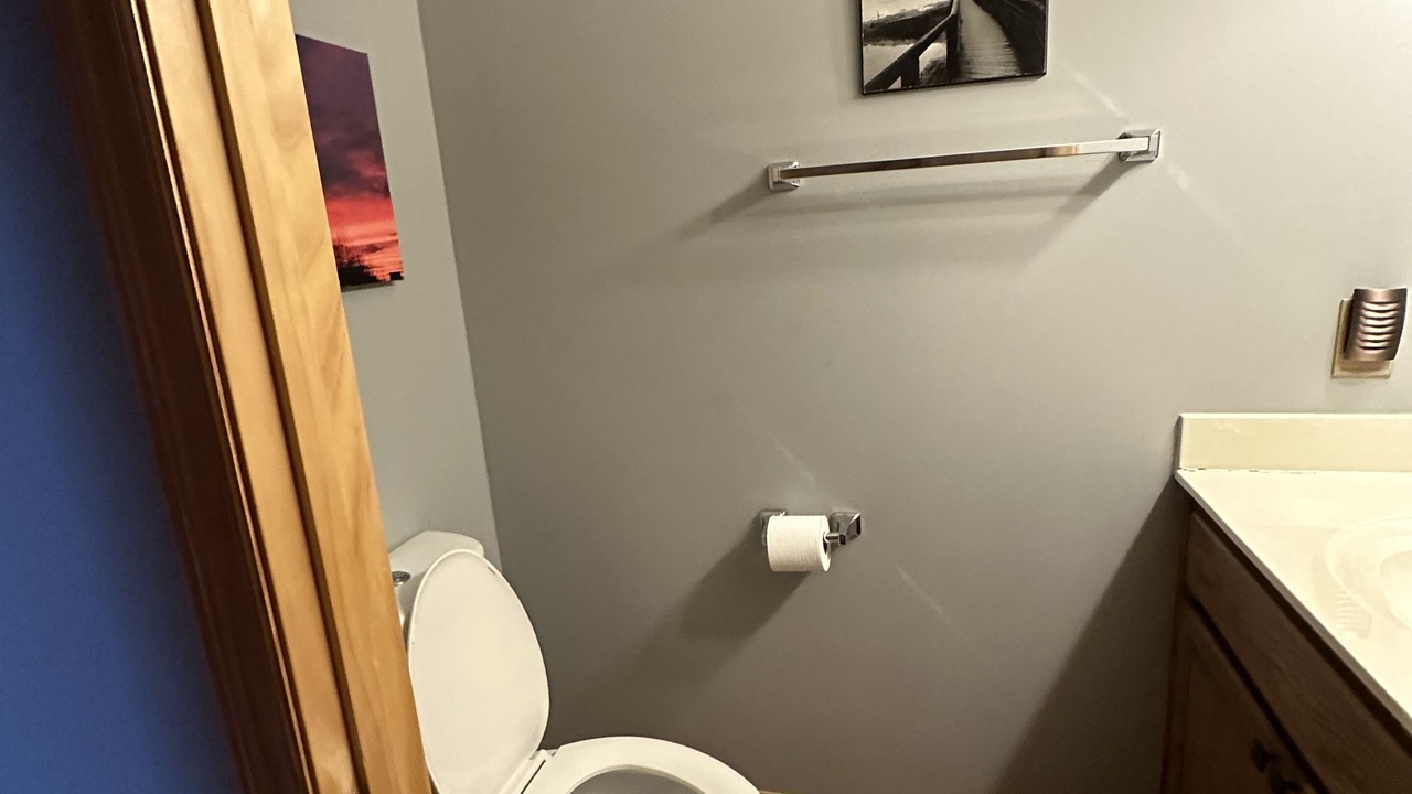 Photo of Bathroom in Piney Creek
