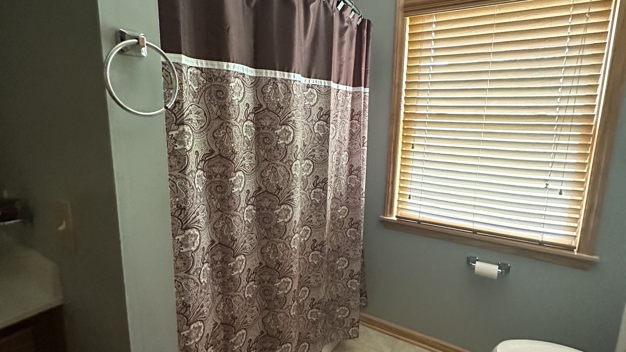 Photo of Bathroom in Piney Creek