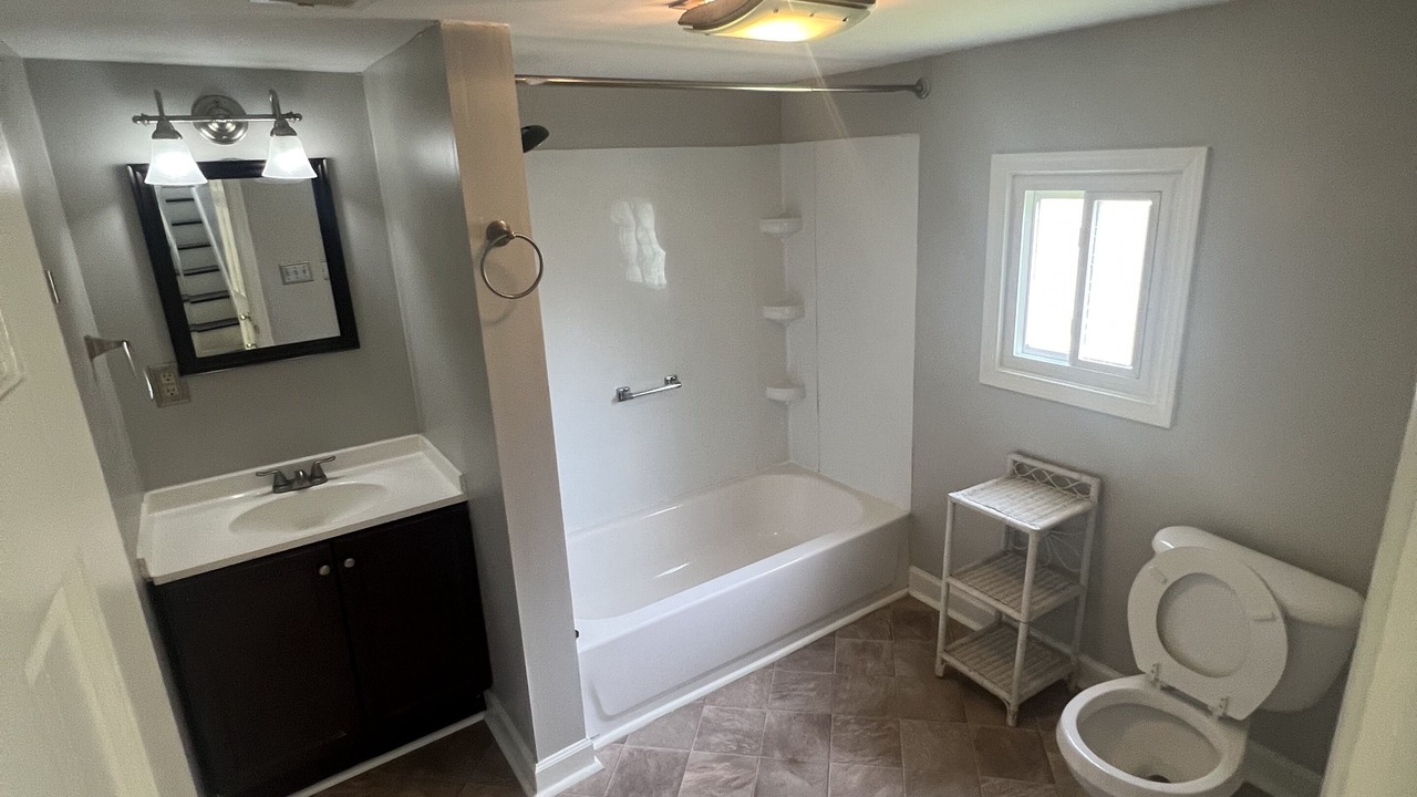 Photo of Bathroom in Old Irving Park