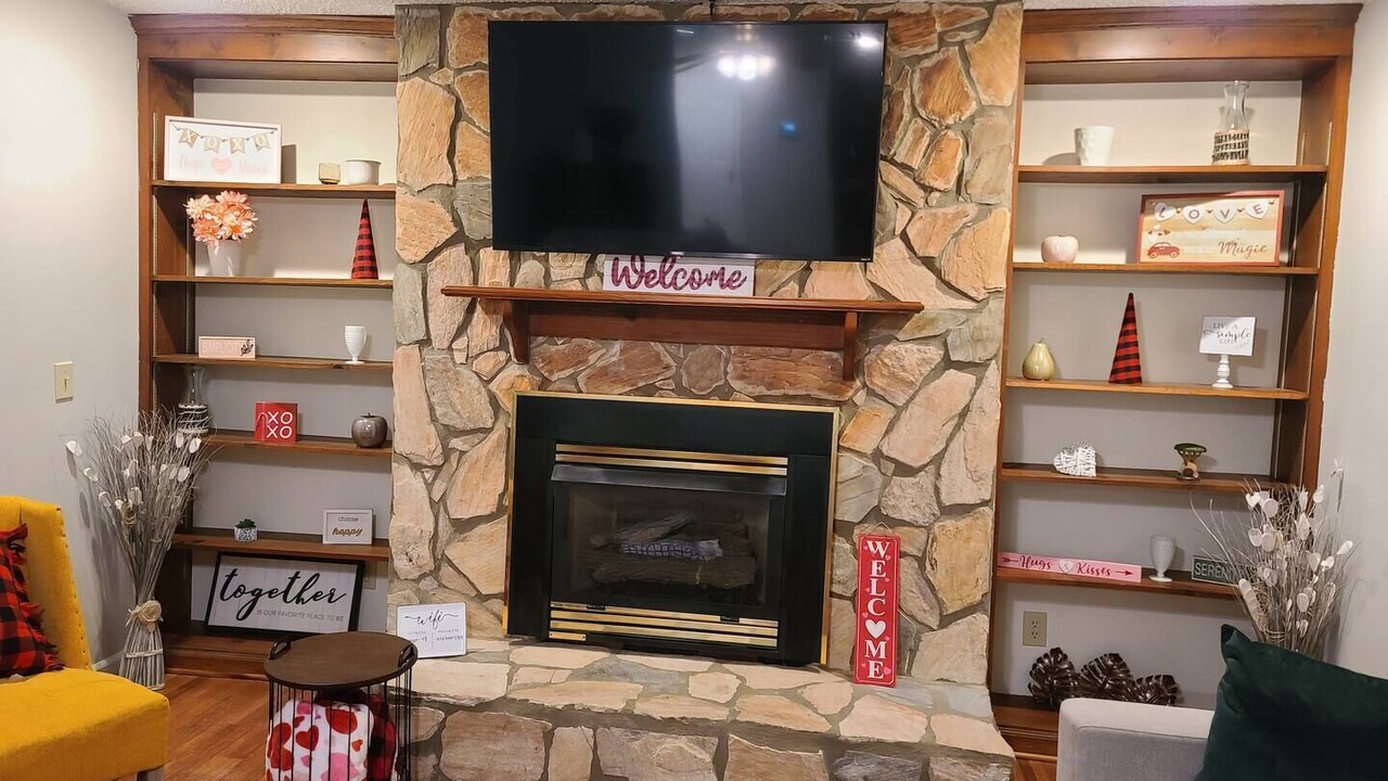 Photo of Livingroom in McLeansville