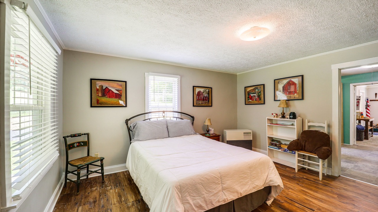 Photo of Bedroom in Bakersville