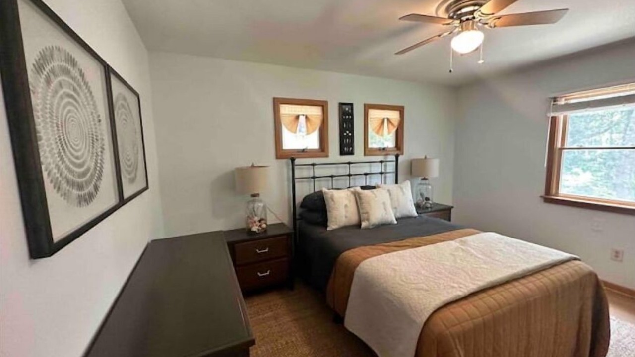 Photo of Bedroom in Colington Harbour