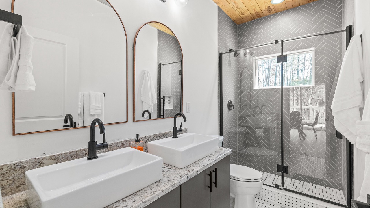 Photo of Bathroom in Lake Lure