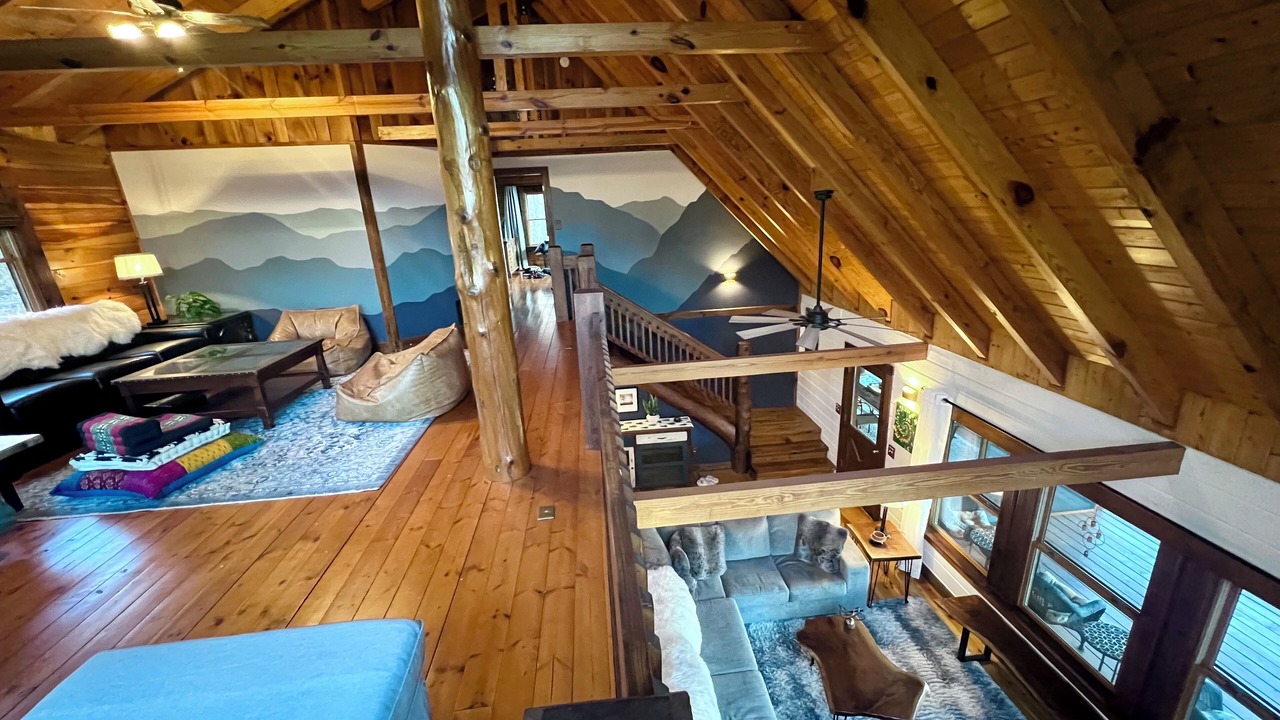 Photo of Livingroom in Brevard