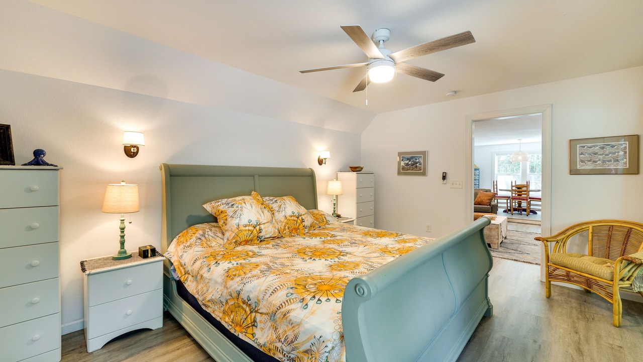 Photo of Bedroom in Southern Shores