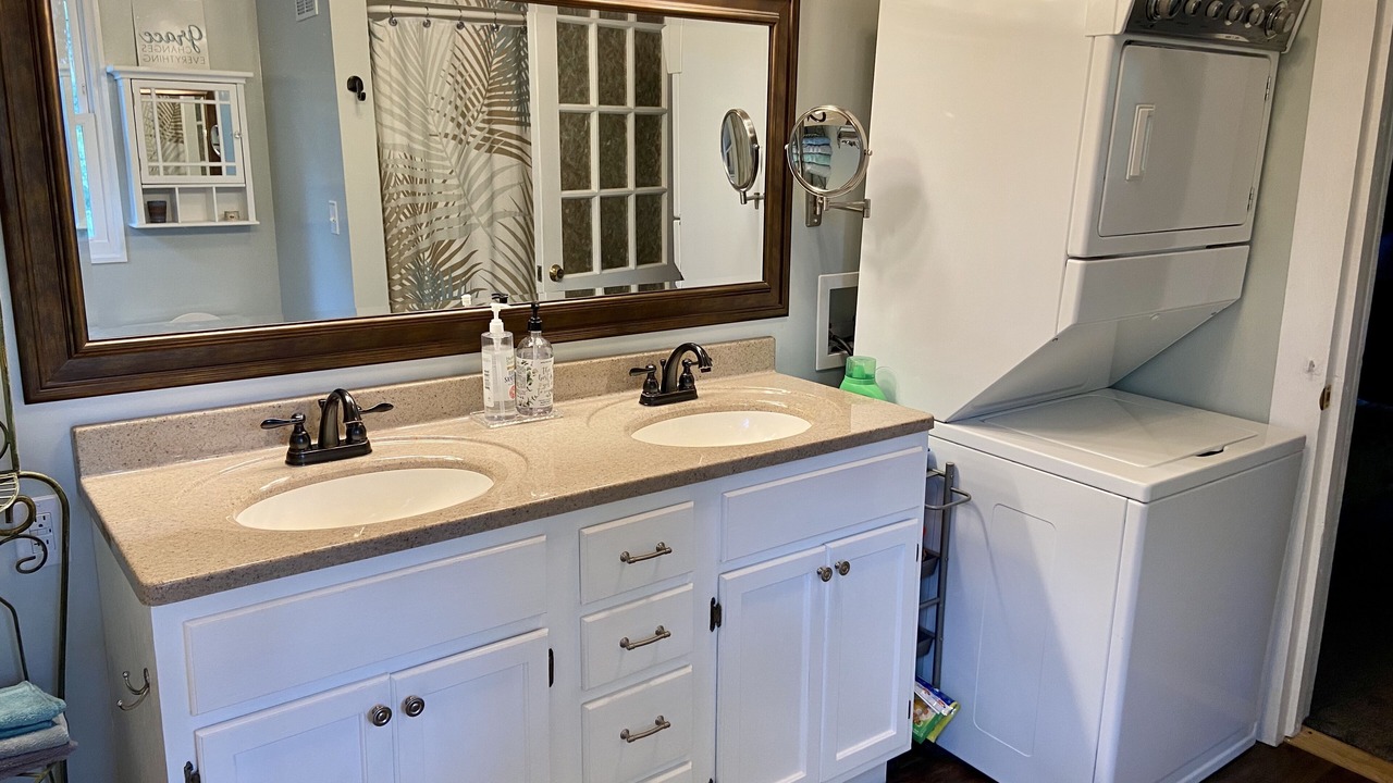 Photo of Bathroom in Zirconia