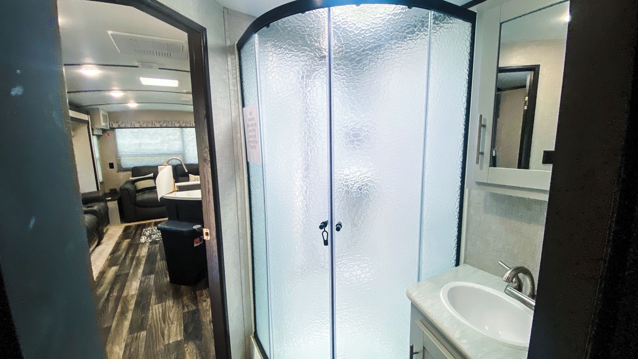 Photo of Bathroom in Ernul