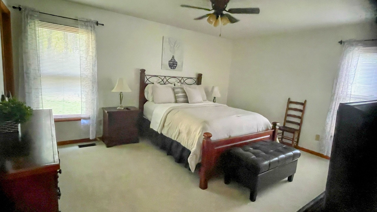 Photo of Bedroom in Boger City