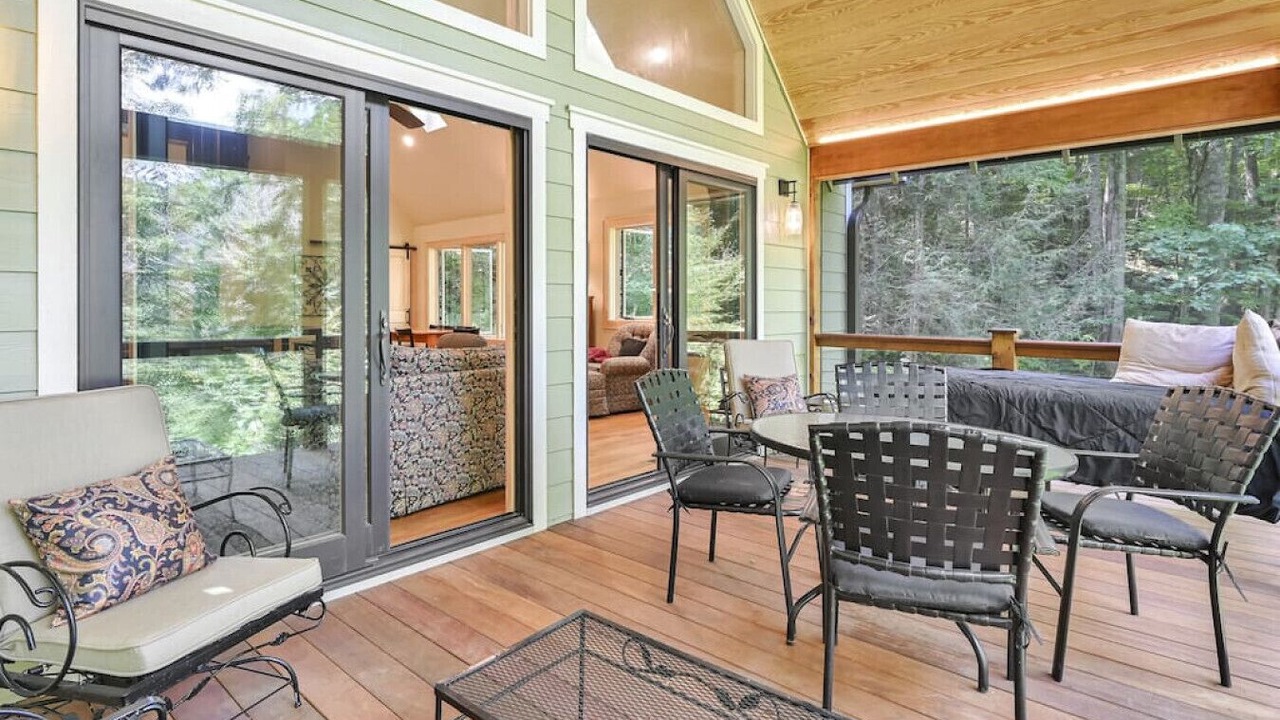 Photo of Outdoor in Weaverville
