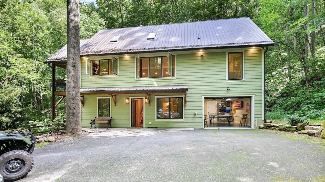 Photo of Outdoor in Weaverville