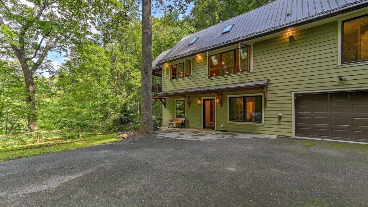 Photo of Outdoor in Weaverville