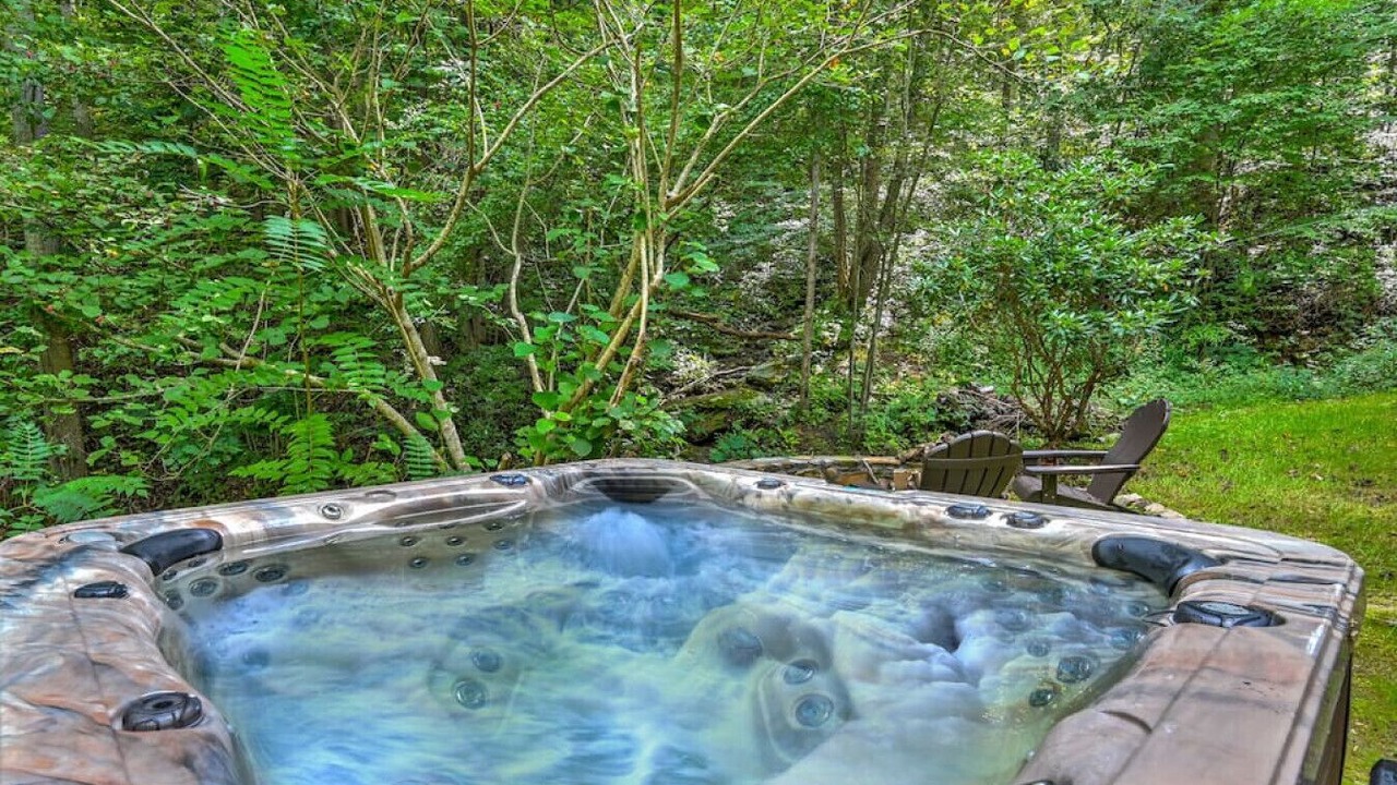 Photo of Outdoor in Weaverville