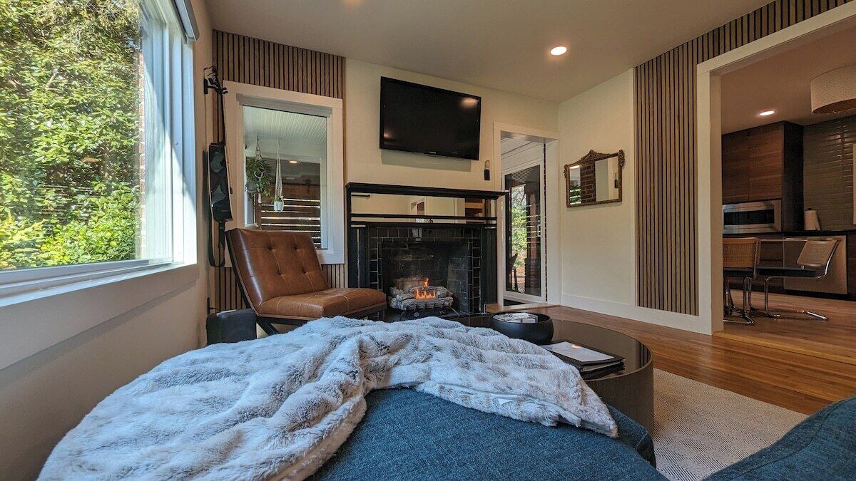 Photo of Livingroom in Matthews
