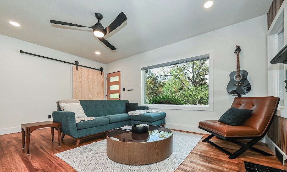 Photo of Livingroom in Matthews
