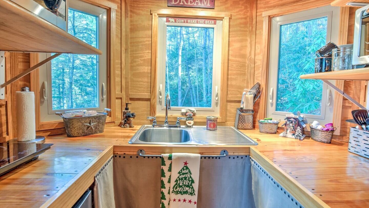 Photo of Kitchen in Swannanoa
