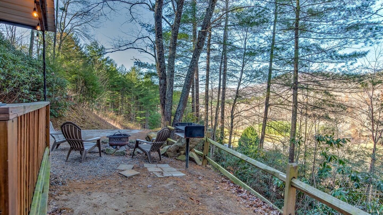 Photo of Outdoor in Swannanoa