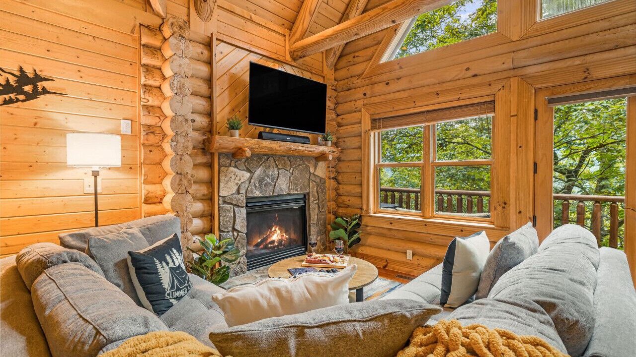 Photo of Bedroom in Bryson City