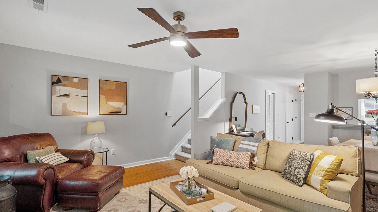 Photo of Livingroom in Northwest Raleigh