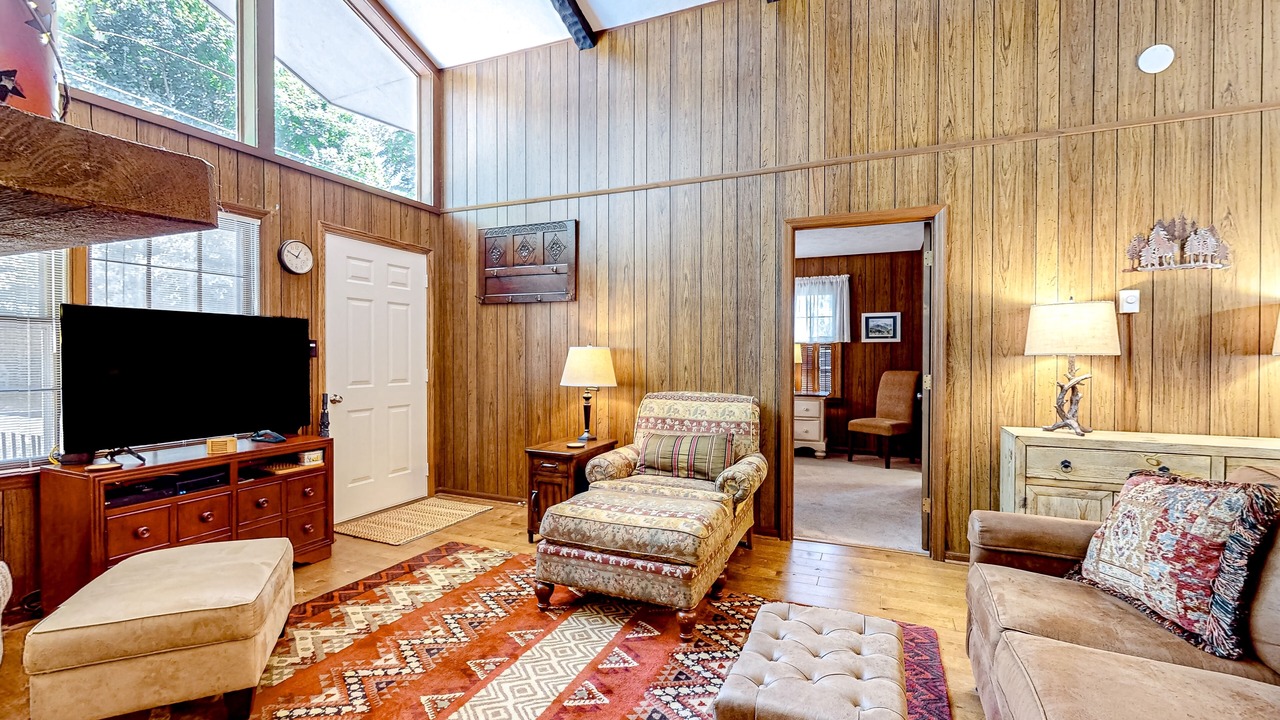 Photo of Livingroom in Lake Junaluska