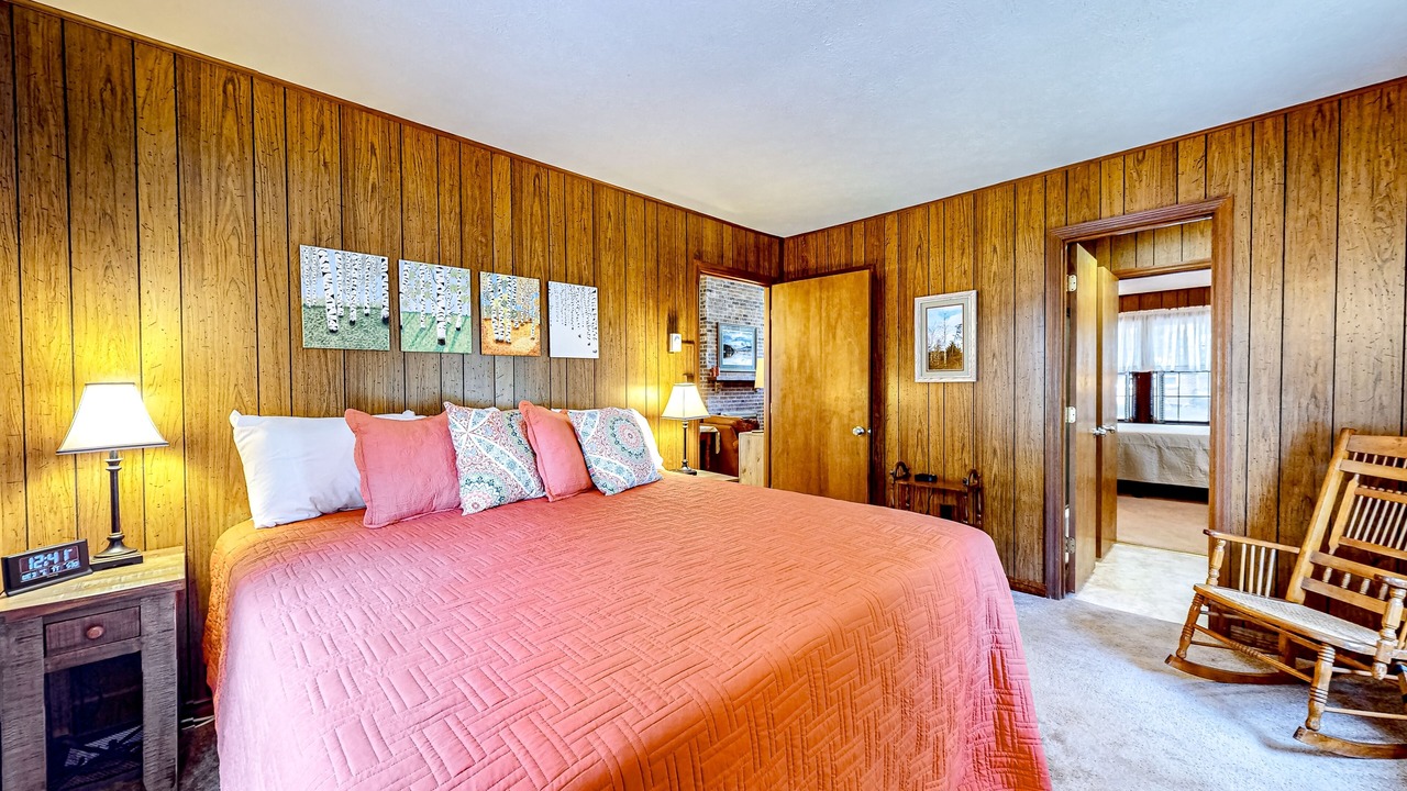 Photo of Bedroom in Lake Junaluska
