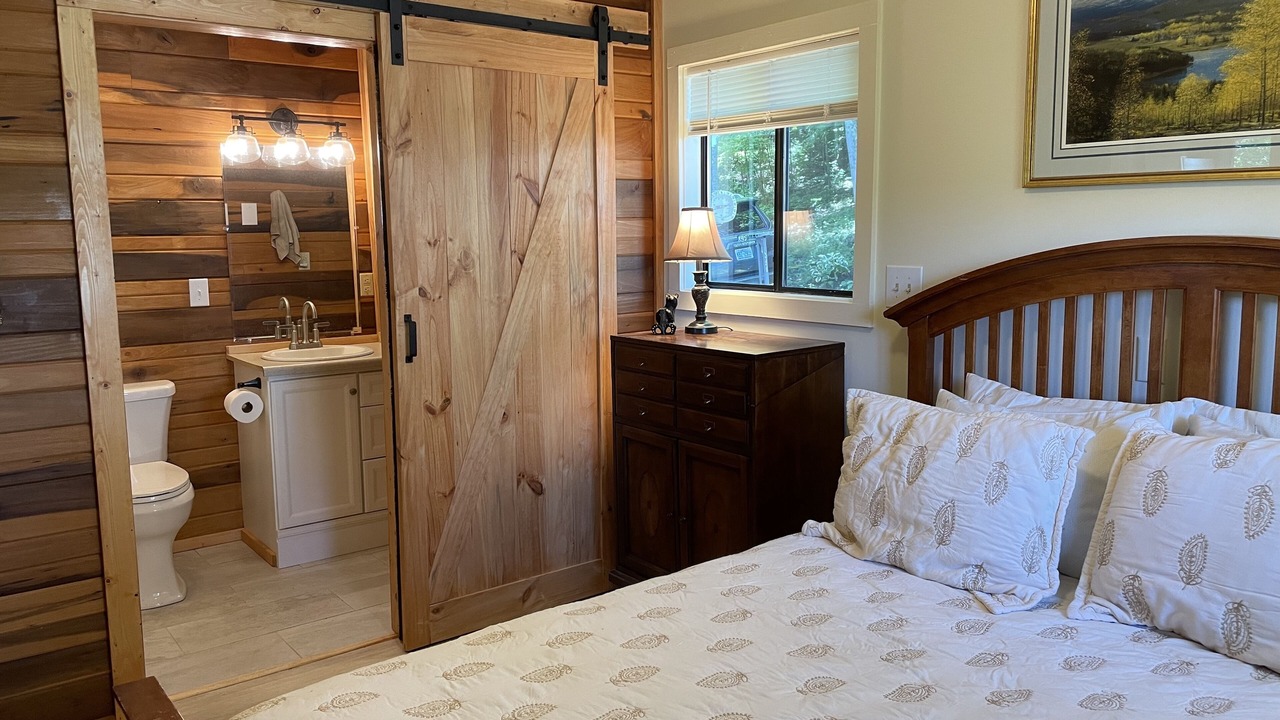 Photo of Bedroom in Sylva