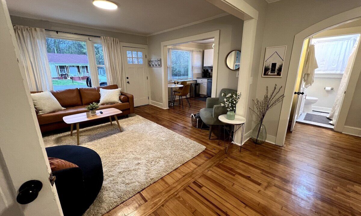 Photo of Livingroom in Kings Mountain