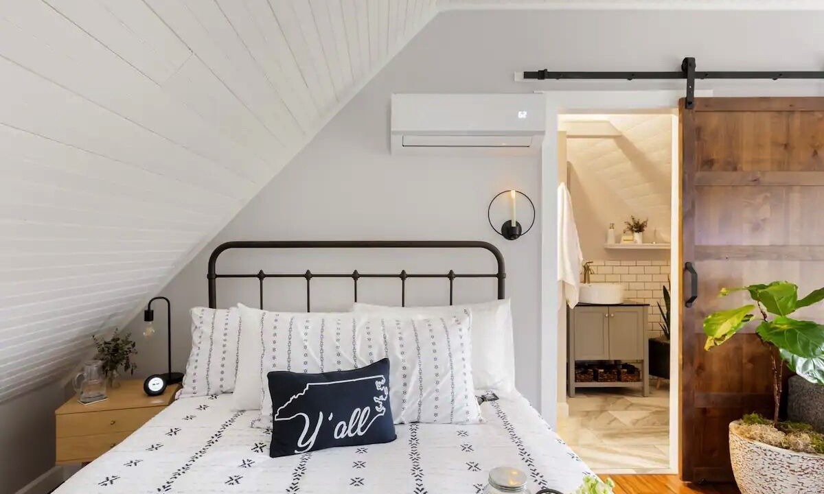 Photo of Bedroom in Skyland