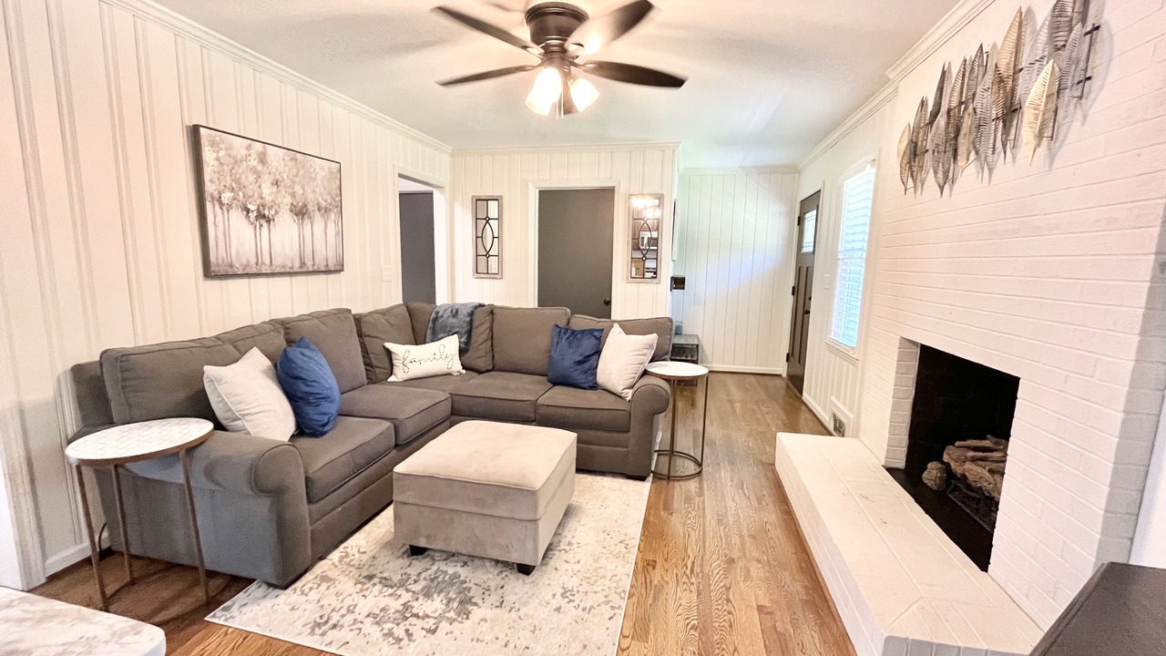 Photo of Livingroom in Stokes