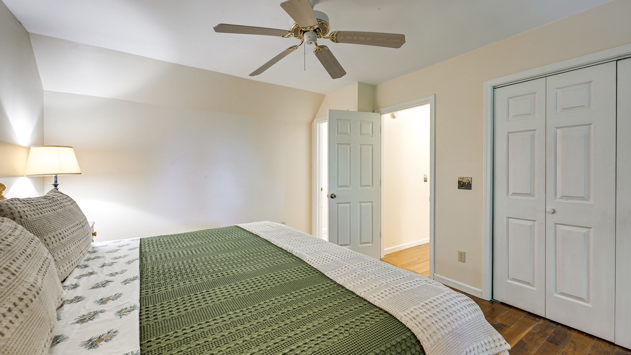 Photo of Bedroom in Scaly Mountain