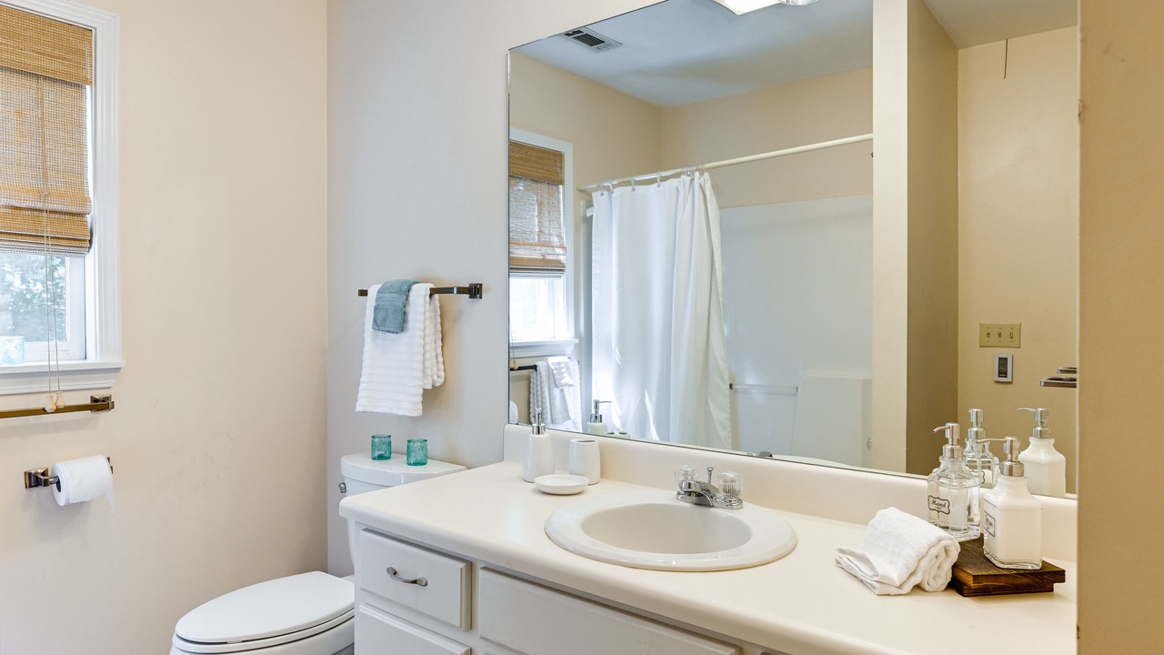 Photo of Bathroom in Scaly Mountain